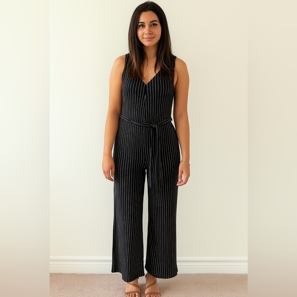 Mira & Co Jumpsuit - Picture 1 of 6